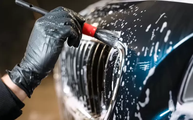 The Art of Preserving Shine: A Professional Guide to Removing Car Paint Stains Without Damage