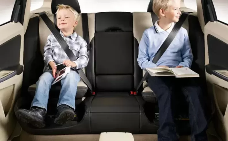 The Importance of Seat Belts in the Back Seats