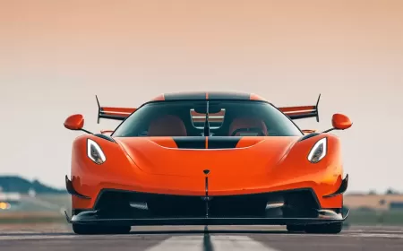 Speed Demons: The Fastest Super Cars of 2023