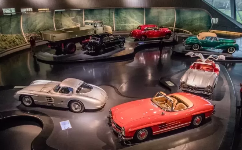 ألمانيا الوجهة المثالية لعشاق السيارات: متحف مرسيدس