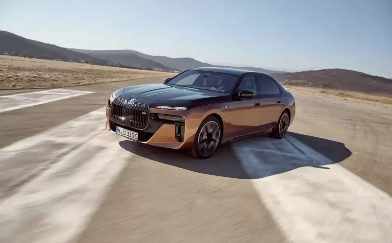 The integration of the BMW i7 M70 xDrive