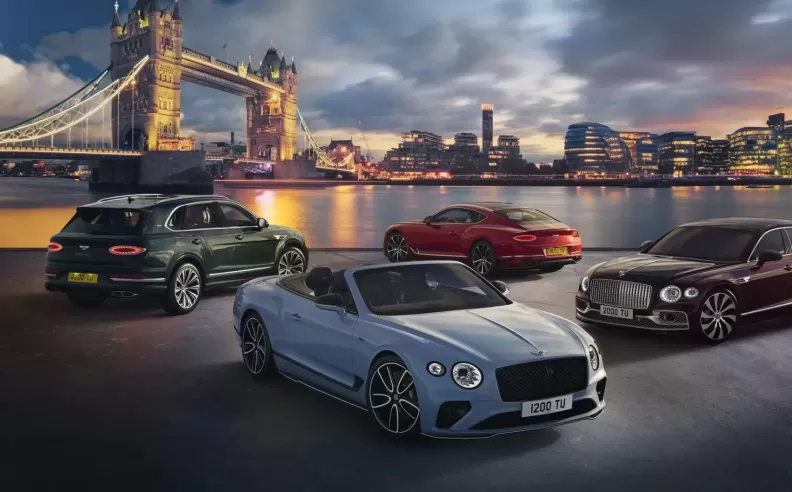 كانت Bentley أيضاً أول مصنِّع للسيارات في المملكة المتحدة يحظى بمصادَقة ثلاثية من ’كربون ترست‘ فيما يتعلّق بتخفيض انبعاثات الكربون واستهلاك المياه وإنتاج النفايات