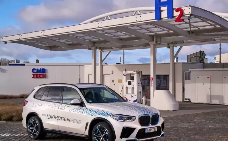 The BMW iX5 Hydrogen