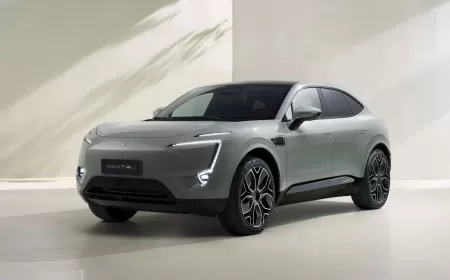 Avatr 11 Is 570-HP Electric SUV From China With Huawei Software And Motors