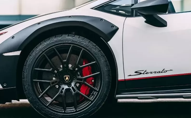 The partnership between Lamborghini and Bridgestone 