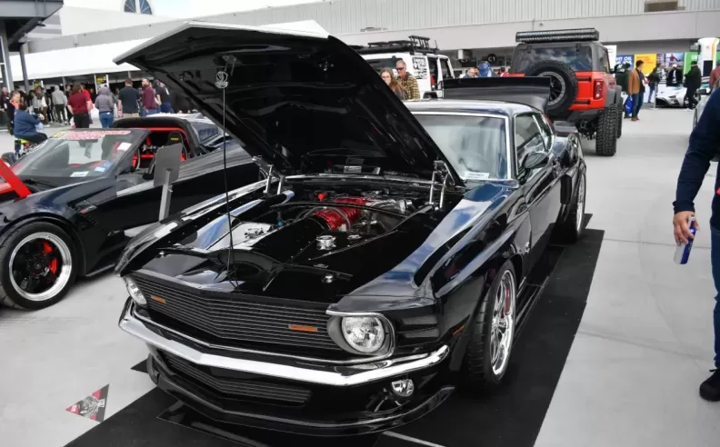 American Muscle Cars and Classics