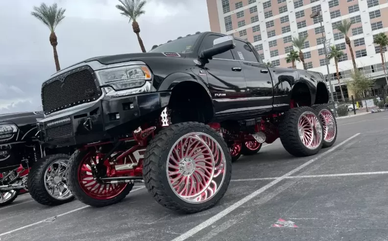 Extreme Lifted Pickups