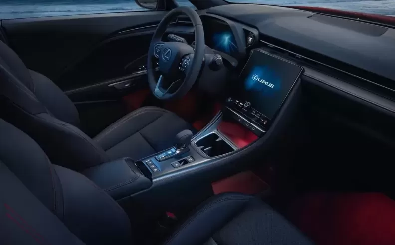 The interior and technological features