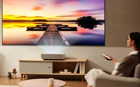LG UNVEILS REVOLUTIONARY CINEBEAM PROJECTORS FOR ULTIMATE HOME ENTERTAINMENT EXPERIENCE