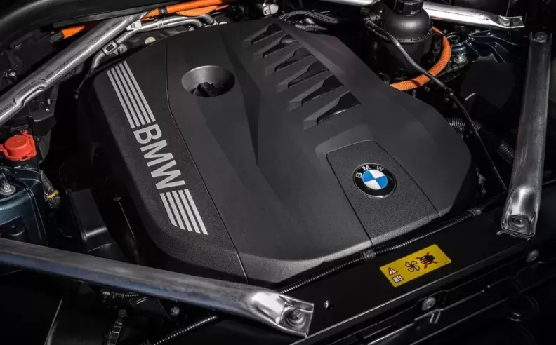 The new BMW X5 and BMW X6 engines and specifications.