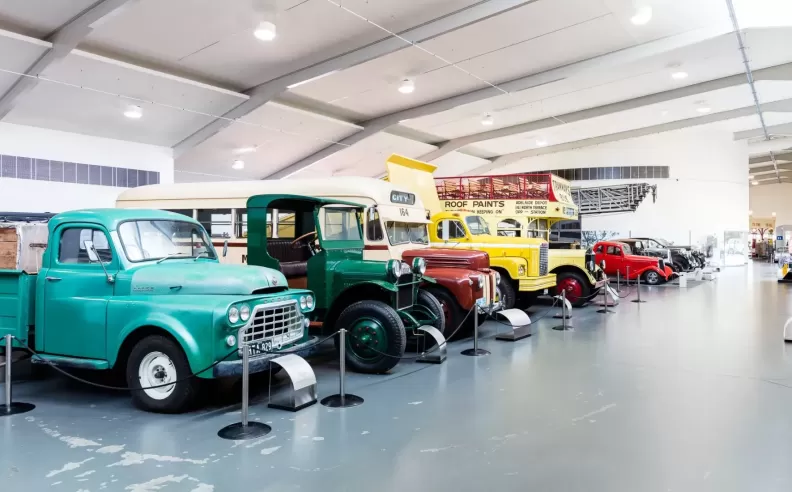 المتحف الوطني للسيارات The National Motor Museum