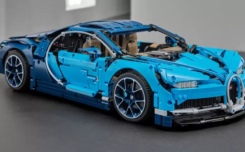 The Bugatti Chiron LEGO Technic