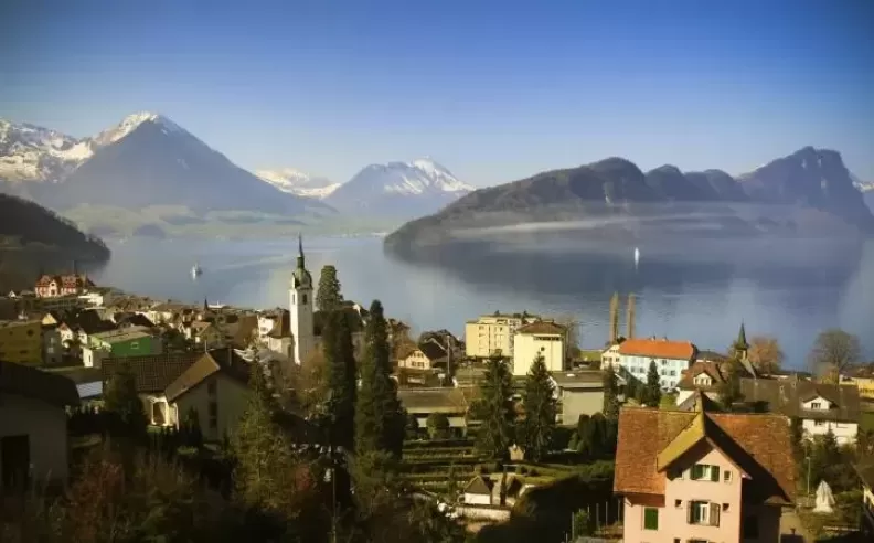 Switzerland’s lakeside landscapes 