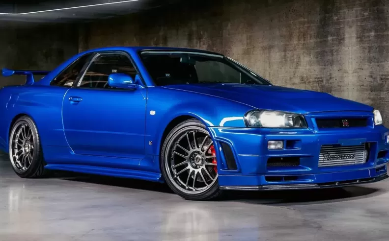 نيسان سكايلان GT-R