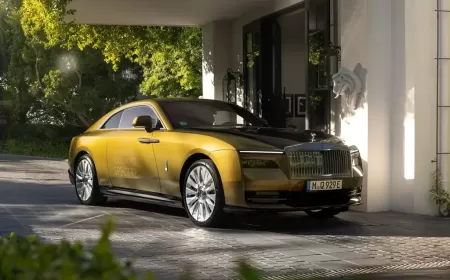 Unveiling Opulence: The Rolls-Royce Spectre 2024