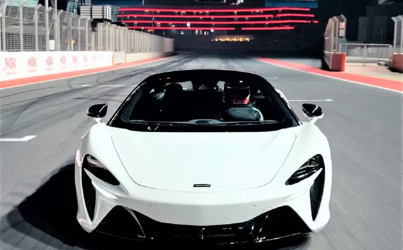 The ultimate experience with McLaren