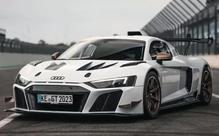 ABT XGT - Audi's Wild $652,000 Race Car for the Road
