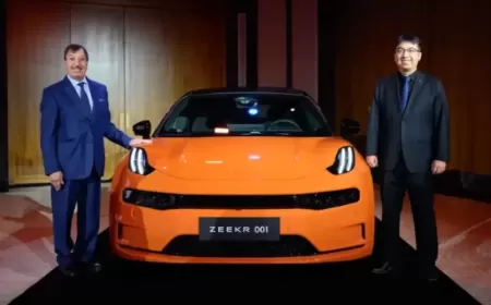انطلاق شراكة مجموعة الرستماني وعلامة زيكر للسيارات الكهربائية الفاخرة في الإمارات