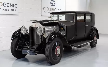 جيسون موموا يحول رولز رويس فانتوم II موديل 1929 الكلاسيكية لسيارة كهربائية مستقبلية