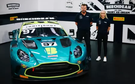 New Aston Martin Vantage GT3 to make British competition debut with Jessica Hawkins and four-time champion Jonny Adam