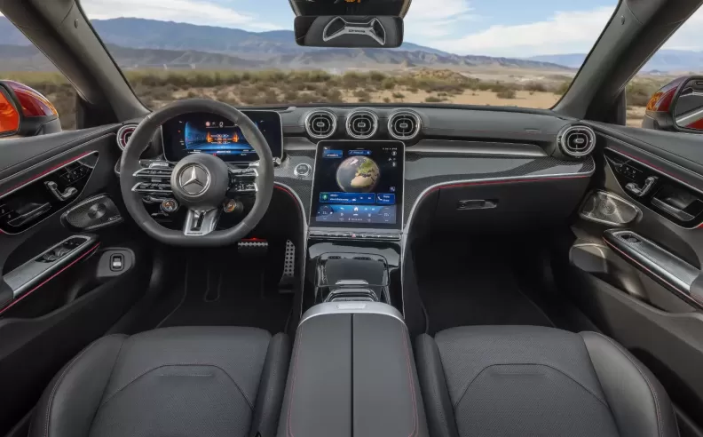 Interior with AMG-exclusive equipment and specific displays