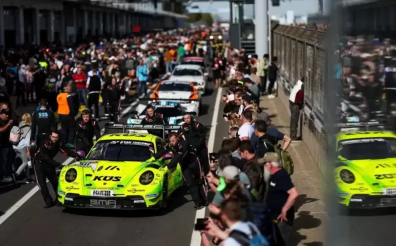 An overview of the teams and drivers (SP9 class, Porsche 911 GT3 R)