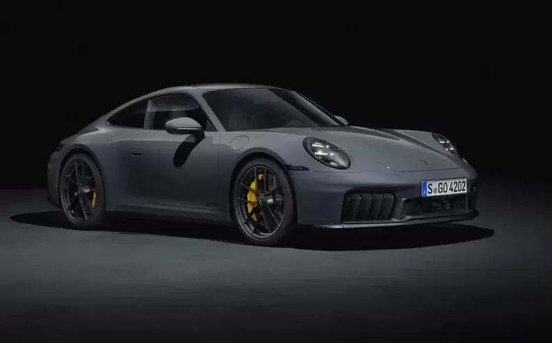 بورشه 911 GTS: التعقيد والدقة