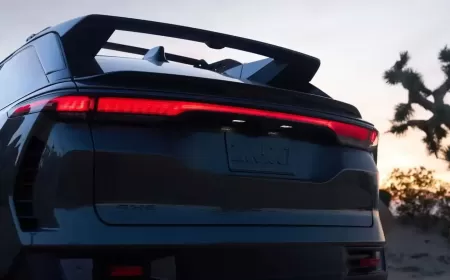This Hidden Rear Wing Is How Jeep Squeezed 480 KM of Range From its EV