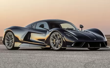 Hennessey Venom F5 Crashes During High-Speed Testing