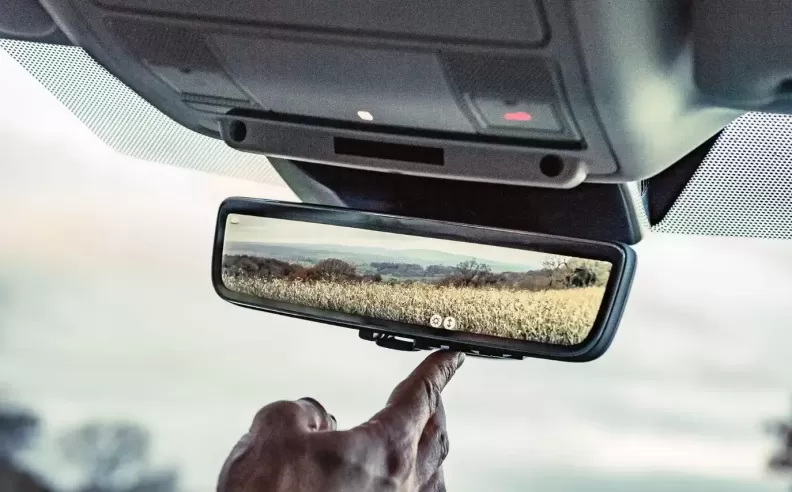 ClearSight Rear View Mirror: A Revolutionary Perspective on Rear Visibility