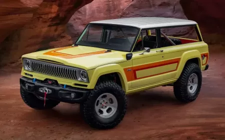 2023 Easter Jeep Safari Sees Electrified Cherokee Restomod among 7 Concepts