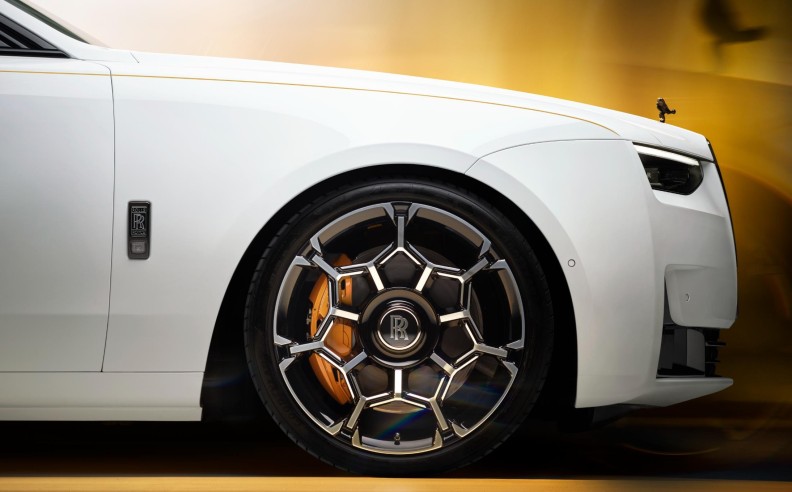 Black Badge Ghost Series 2: Engineering