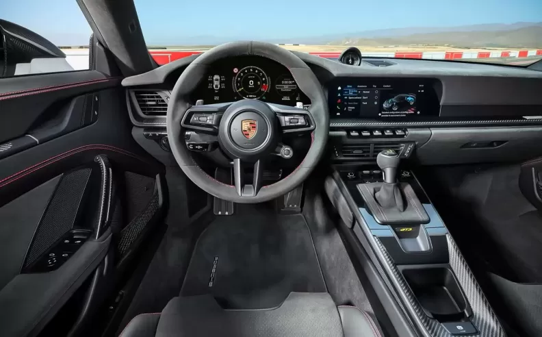 Inside the GT3: A Blend of Tradition and Modernity