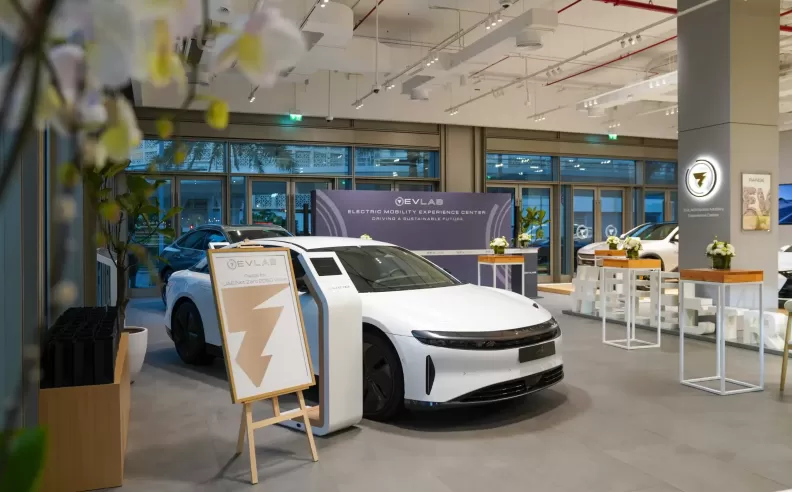 Future of Luxury EVs 