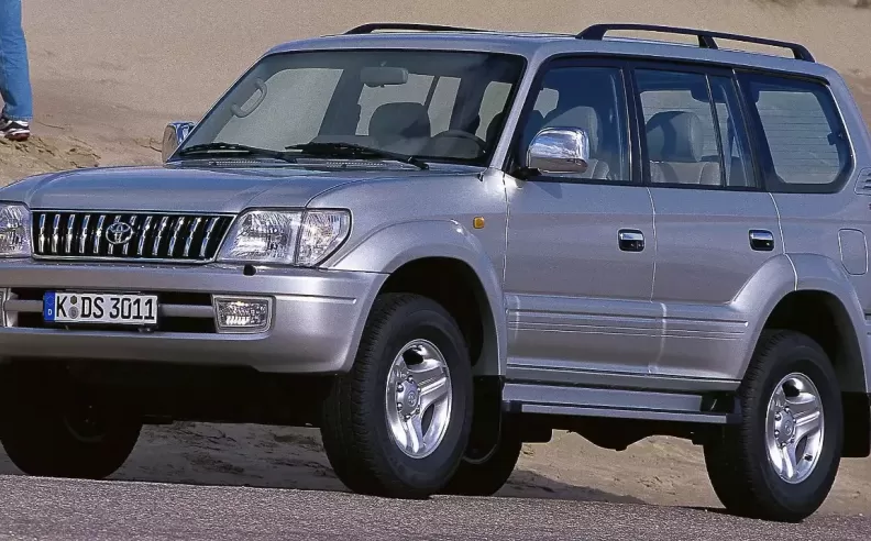 1999 Toyota Land Cruiser: A Rocky Start to the End of the Century