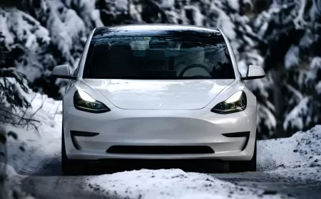 How Do Electric Cars Outperform Traditional Vehicles in Winter?