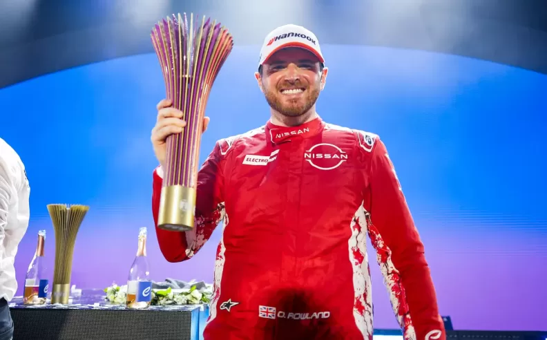 Rowland Wins in Jeddah, Nissan Leads Formula E Championships