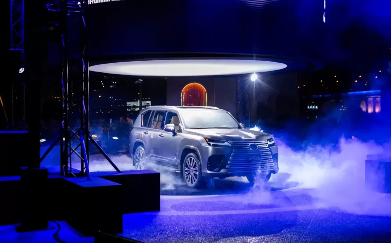 Luxury Meets Performance: The Bold Design of the Lexus LX