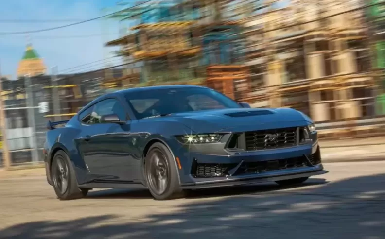 2024 Ford Mustang Dark Horse