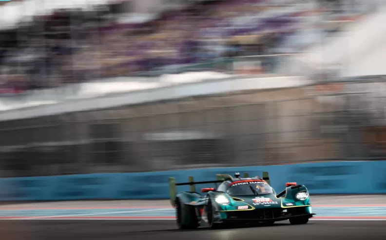 A Bold Debut for the Aston Martin Valkyrie in Endurance Racing