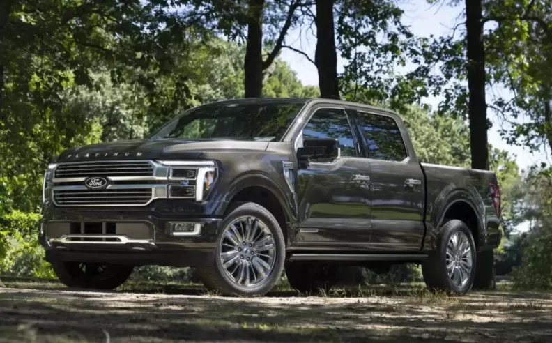 فورد F-150 2025: الكمال في الراحة والعملية