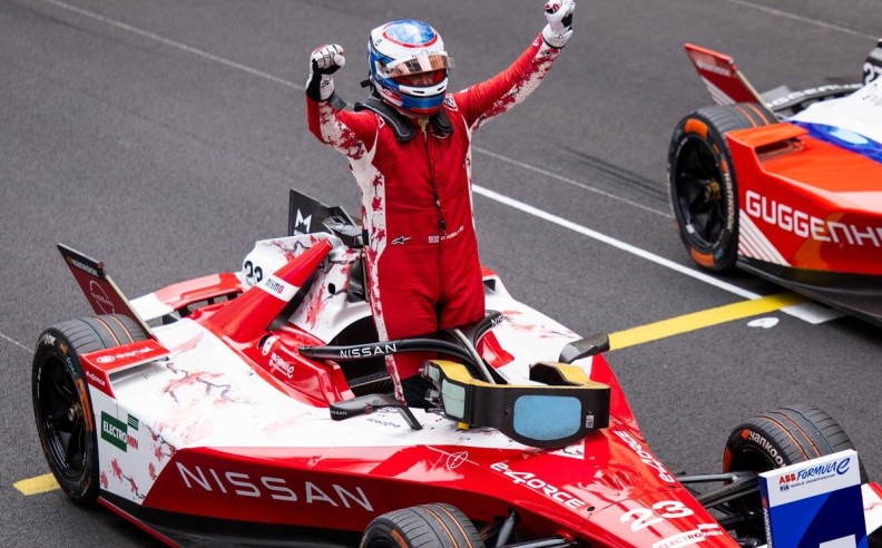 Strong Finish for Nissan as Rowland Extends Lead and Team Closes Championship Gap