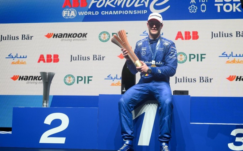 Vandoorne Delivers Victory with Bold Strategy