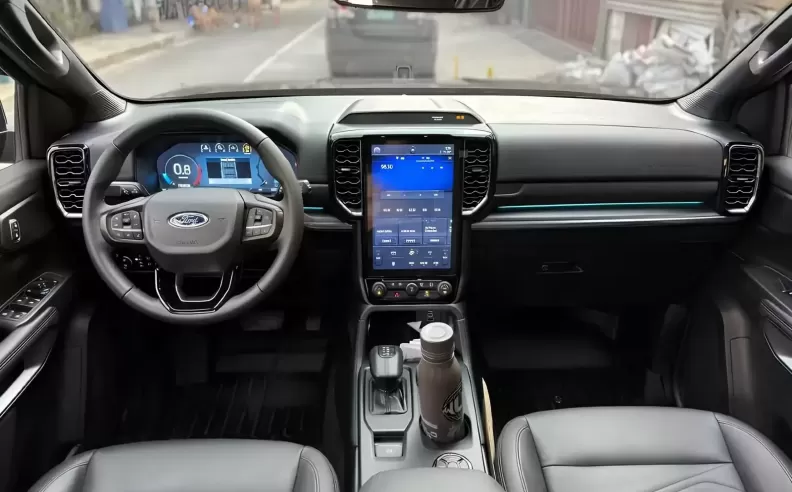 Comfort and Tech with Room to Spare