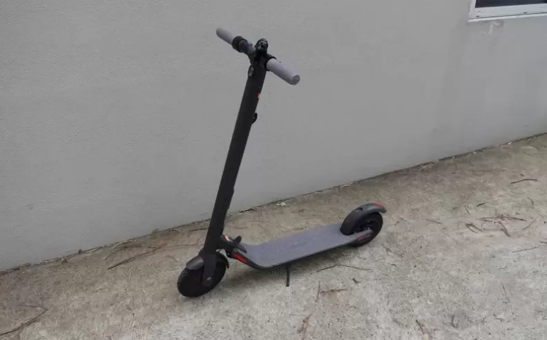 سكوتر كهربائي SEGWAY E22