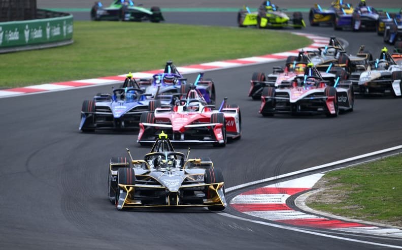 Neom McLaren on Podium Again as DS Penske Finish One-Two in Shanghai Round 10