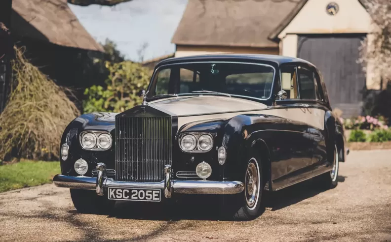 Phantom 5 and 6: The Era of Royal Limousines