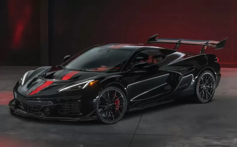 2026 Corvette ZR1X Unleashed with 1,250 HP to Chase Ferrari and McLaren