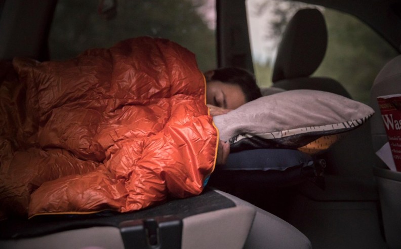 Tips for Sleeping Safely in the Car Without Compromising Protection