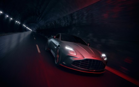 Aston Martin Vantage S: The Peak of Sports Car Performance